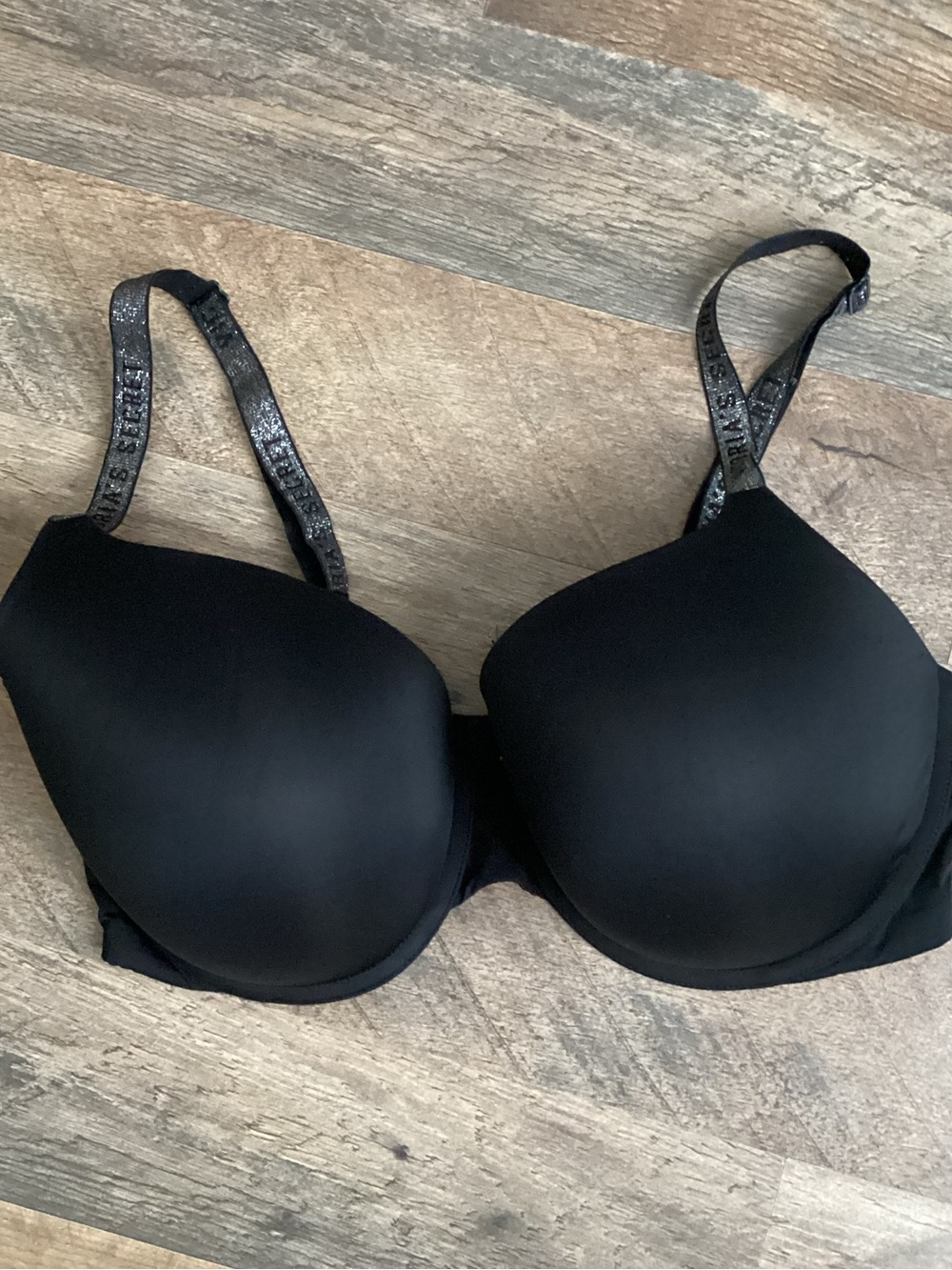 Victorias Secret Black Push-Up T-Shirt Bra with glittery Straps
